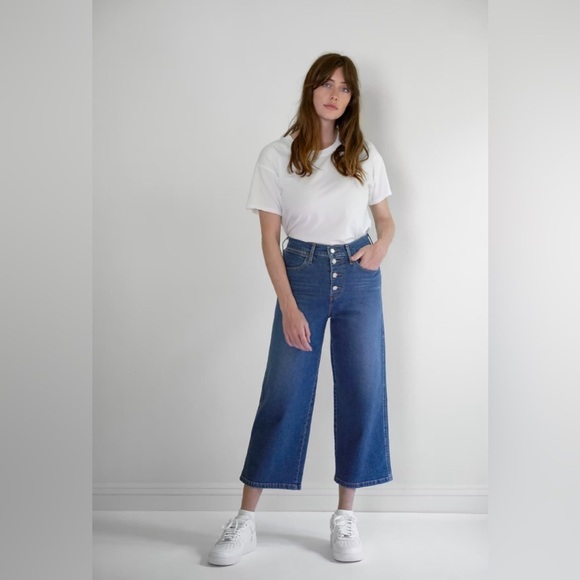 Levi’s Mile High Rise Cropped Wide Leg Jeans Button-Fly Blue Women’s Sz 25 - Picture 1 of 13